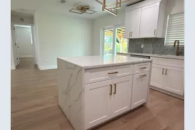 2401 16th Avenue N, Saint Petersburg, FL 33713 - Photo 27