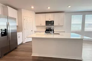 3905 Giorgio Dr, Winter Haven, FL 33884 - Photo 9