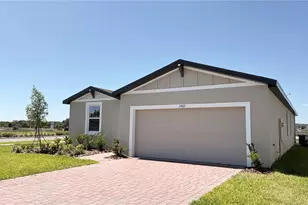 3905 Giorgio Dr, Winter Haven, FL 33884 - Photo 3