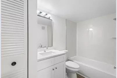 555 62nd Street S #103, Saint Petersburg, FL 33707 - Photo 11
