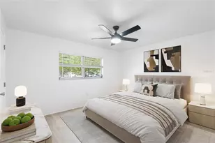 555 62nd St S, Saint Petersburg, FL 33707 - Photo 9