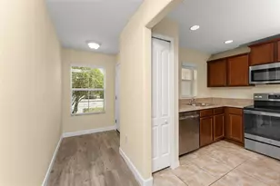 348 Carina Cir, Sanford, FL 32773 - Photo 3