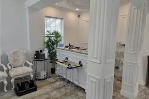 12 NE 50th St, Miami, FL 33137 - Photo 9