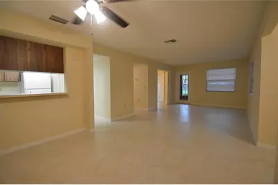 12010 Proctor Loop #4, New Port Richey, FL 34654 - Photo 5
