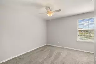 611 del Pilar Dr, Groveland, FL 34736 - Photo 23