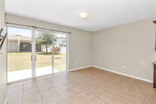 5608 Westerly Breeze Pl, Saint Cloud, FL 34771 - Photo 11