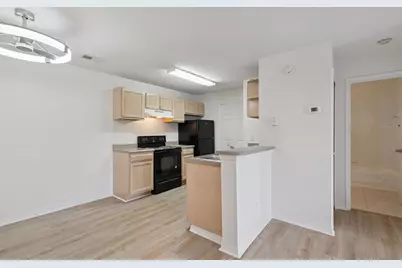 8813 Latrec Avenue #206, Orlando, FL 32819 - Photo 5