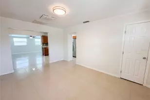 15525 Bedford Cir E, Clearwater, FL 33764 - Photo 17