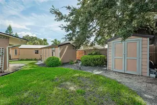 1020 Venetian Ave, Orlando, FL 32804 - Photo 49
