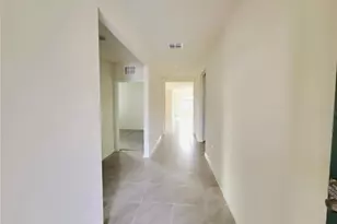 420 Noble Ave, Davenport, FL 33837 - Photo 5