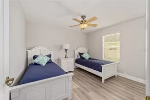 1870 Provence Ct, The Villages, FL 32162 - Photo 23