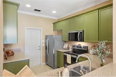 3028 Capri Isle Way, Orlando, FL 32835 - Photo 15