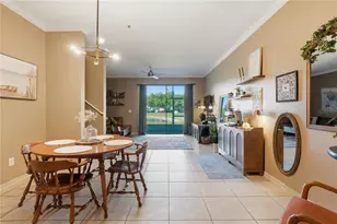 3028 Capri Isle Way, Orlando, FL 32835 - Photo 3
