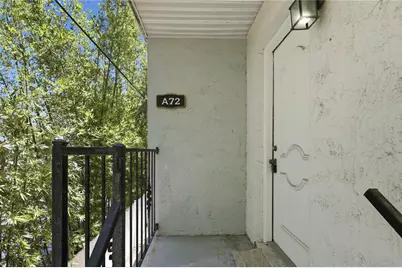 3801 N Oak Drive #A72, Tampa, FL 33611 - Photo 1