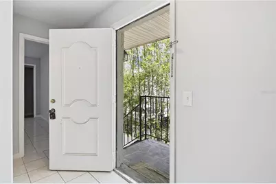 3801 N Oak Drive #A72, Tampa, FL 33611 - Photo 7