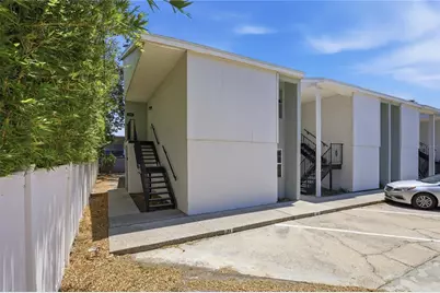 3801 N Oak Drive #A72, Tampa, FL 33611 - Photo 5