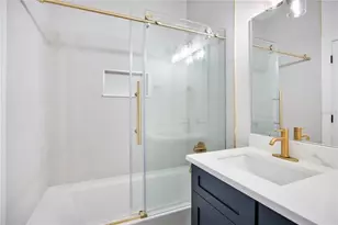 136 E Esther St, Orlando, FL 32806 - Photo 25