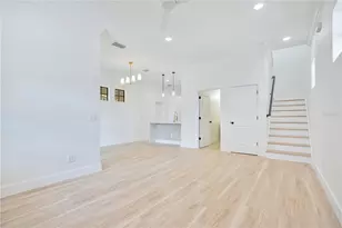 136 E Esther St, Orlando, FL 32806 - Photo 7