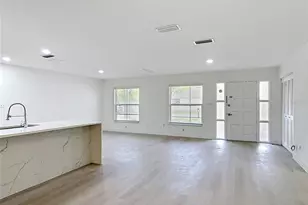 930 Troy Dr, Deltona, FL 32725 - Photo 19