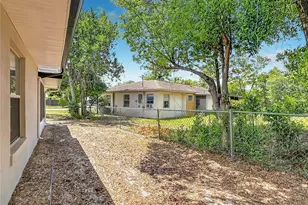 930 Troy Dr, Deltona, FL 32725 - Photo 43