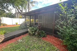 11350 Memorial Hwy, Tampa, FL 33635 - Photo 9
