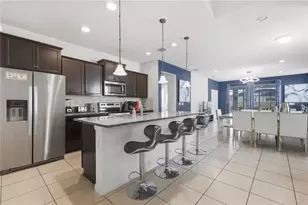 8956 Zurich Ln, Kissimmee, FL 34747 - Photo 3