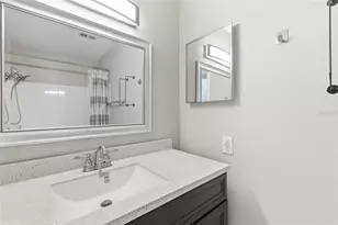 2400 Feather Sound Dr, Clearwater, FL 33762 - Photo 25