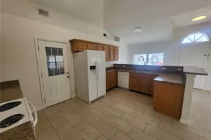 6913 Long Needle Ct, Orlando, FL 32822 - Photo 3
