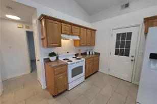 6913 Long Needle Ct, Orlando, FL 32822 - Photo 7