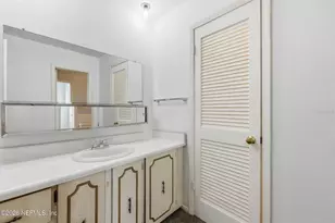 8153 Sutton Pl N, Jacksonville, FL 32217 - Photo 25