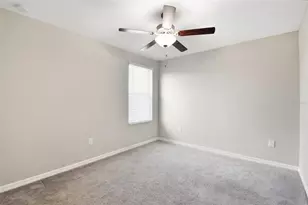 7329 Canterbury Bells Ct, Tampa, FL 33619 - Photo 33