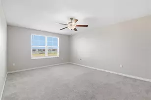 7329 Canterbury Bells Ct, Tampa, FL 33619 - Photo 29