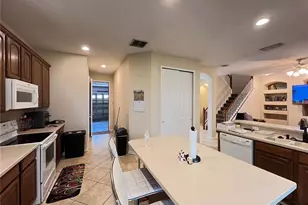 1607 Tail Feather Dr, Kissimmee, FL 34746 - Photo 9