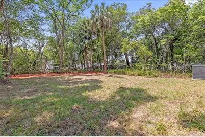 1126 S Thompson Avenue, Deland, FL 32720 - Photo 27