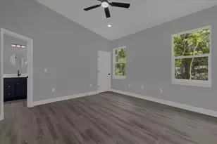1126 S Thompson Ave, Deland, FL 32720 - Photo 19