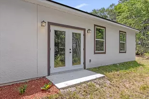 1126 S Thompson Ave, Deland, FL 32720 - Photo 3
