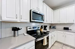 8976 Amelia Downs Trail, Kissimmee, FL 34747 - Photo 9