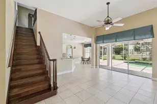 7670 Milano Dr, Orlando, FL 32835 - Photo 9