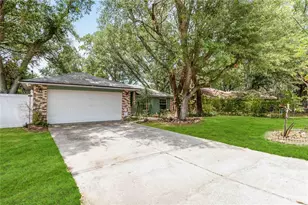 210 Madison St, Minneola, FL 34715 - Photo 3