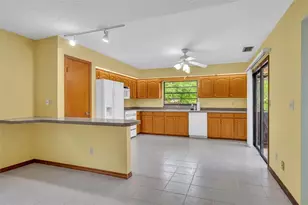 2183 Bent Oak Dr, Apopka, FL 32712 - Photo 13