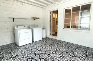 1016 Alba Dr, Orlando, FL 32804 - Photo 3