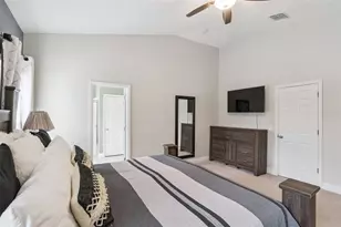 3406 Feathergrass Ct, Harmony, FL 34773 - Photo 11