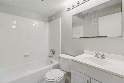 4836 Marks Terrace #394, Orlando, FL 32811 - Photo 9