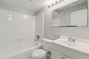 4836 Marks Terrace, Orlando, FL 32811 - Photo 9
