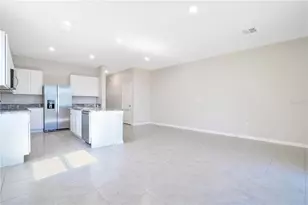 5359 Pinecone Ct, Wildwood, FL 34785 - Photo 11