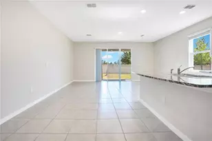 5359 Pinecone Ct, Wildwood, FL 34785 - Photo 9