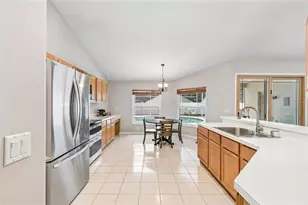 10212 Pointview Ct, Orlando, FL 32836 - Photo 7