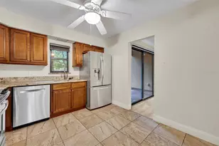 249 W Lake Faith Dr, Maitland, FL 32751 - Photo 15