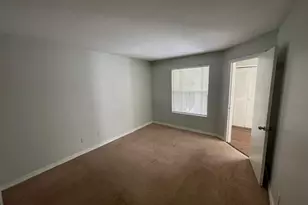 4708 Walden Cir, Orlando, FL 32811 - Photo 11