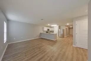 3024 NE 1st Ave, Cape Coral, FL 33909 - Photo 7
